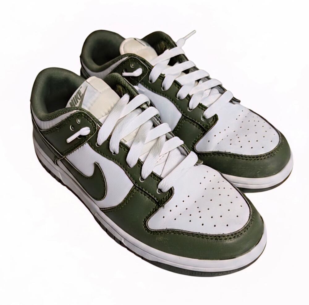 Nike Dunk Low Medium Olive Size 7 Men's